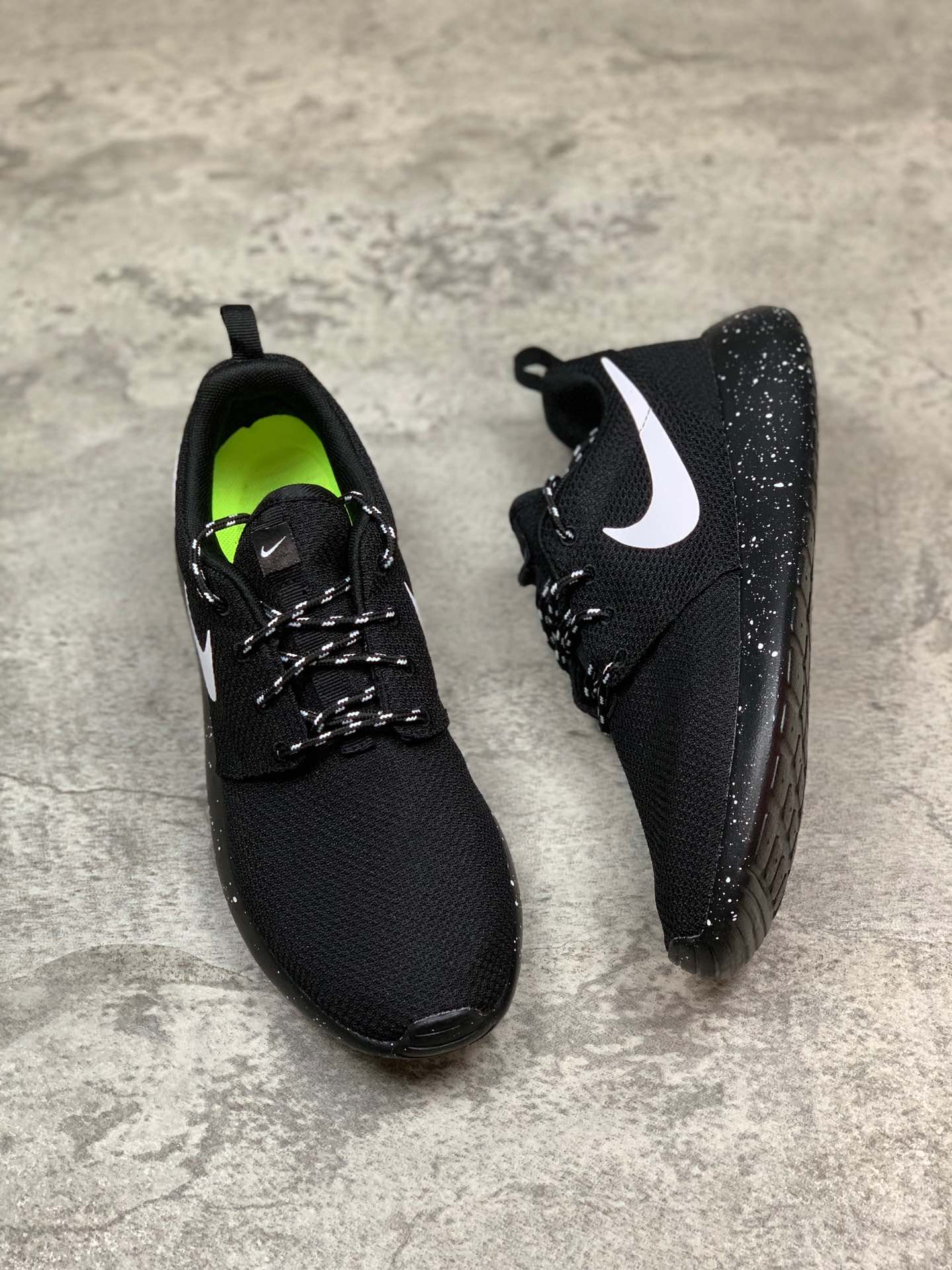 80(原90版本)纯原版本 天猫商城专供  Nike Roshe Run 伦敦一代轻跑鞋 2019最新版本