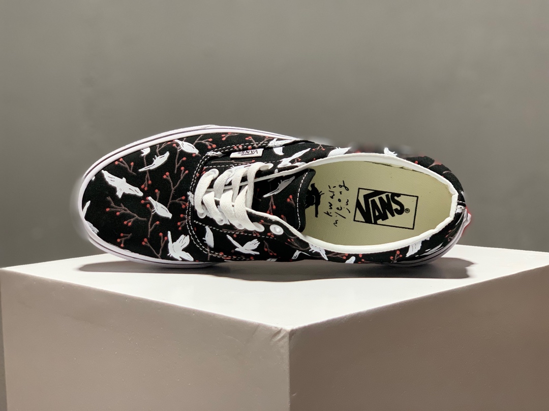 150万斯 Vans Authentic AUT ERA 黑色白鸽 和平鸽 印花滑板鞋原厂硫化大底