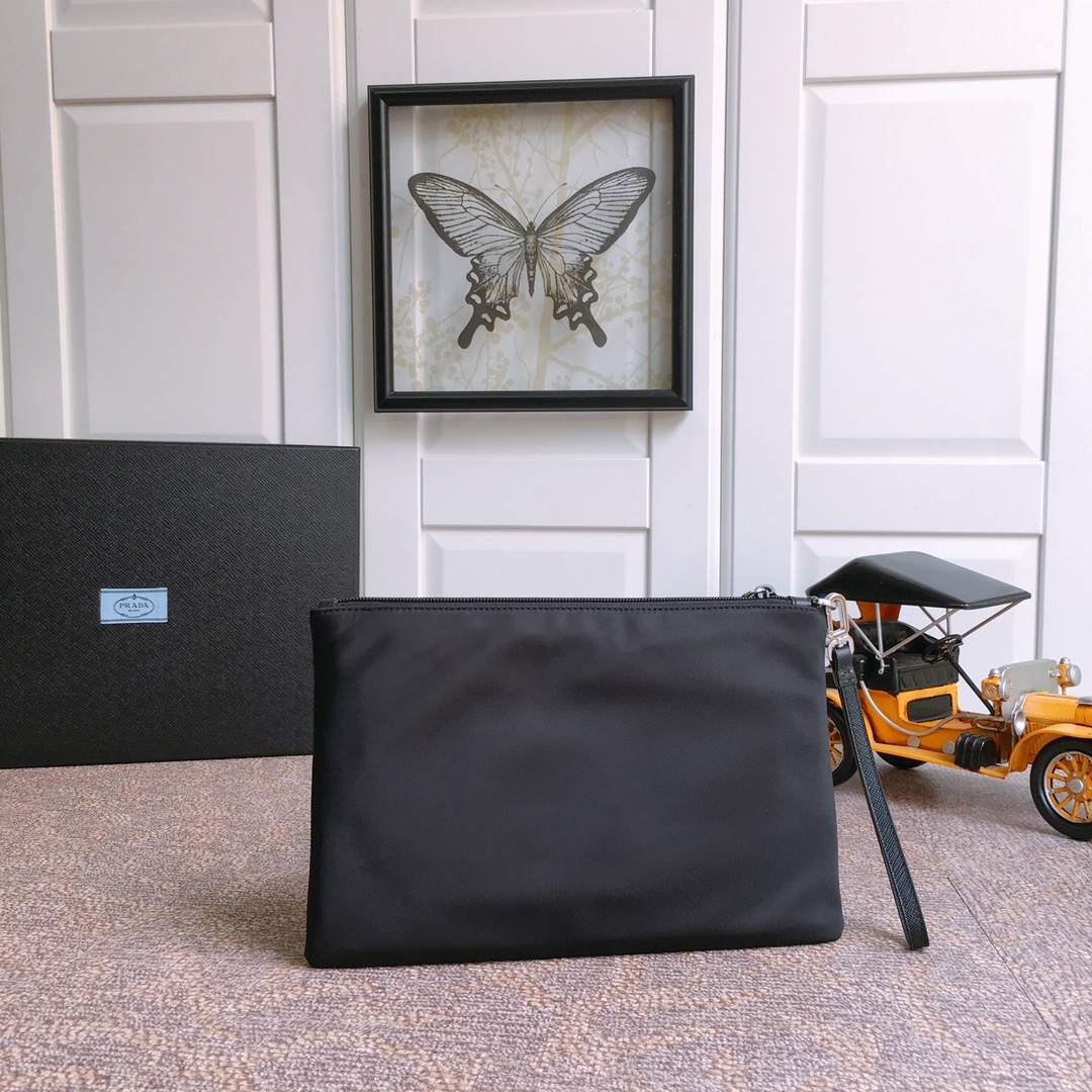 PRADA普拉达进口尼龙新款布手包2NH007