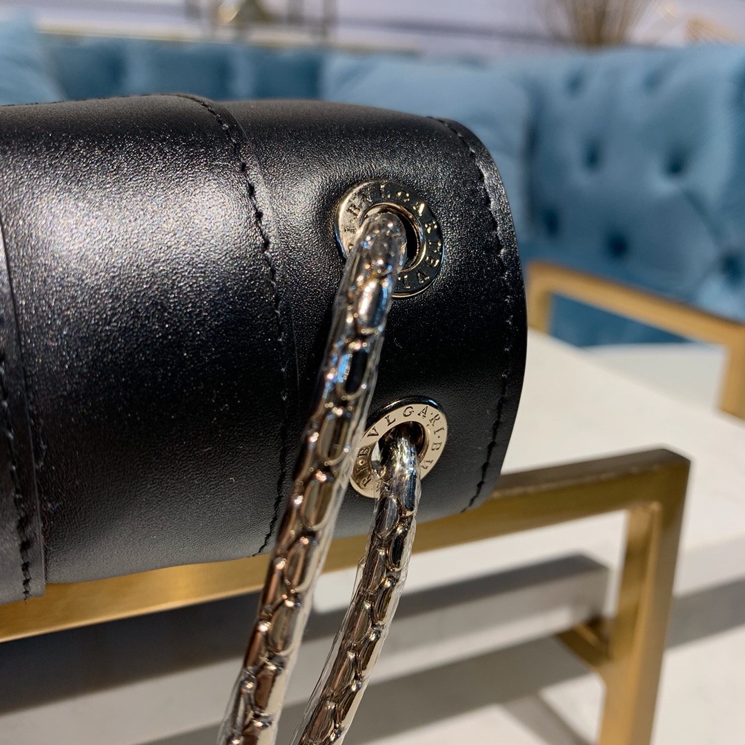 BVLGARI宝格丽Serpenti系列进口原单牛皮单肩包38326