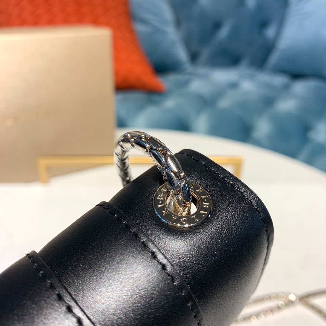 BVLGARI宝格丽Serpenti系列进口原单牛皮斜挎包61879
