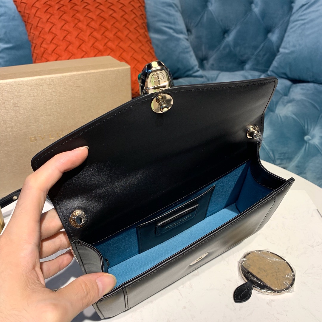 BVLGARI宝格丽Serpenti系列进口原单牛皮斜挎包61885