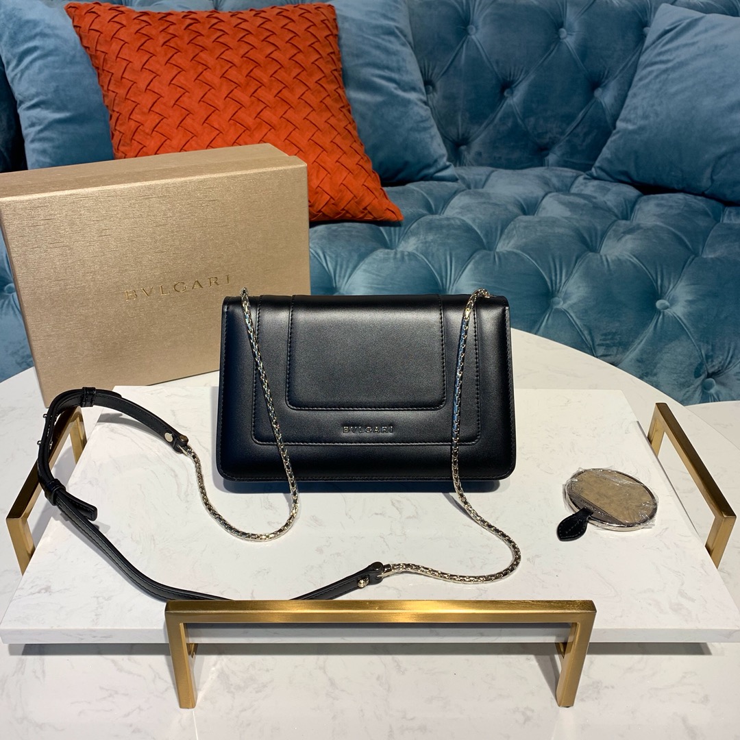 BVLGARI宝格丽Serpenti系列进口原单牛皮斜挎包61885