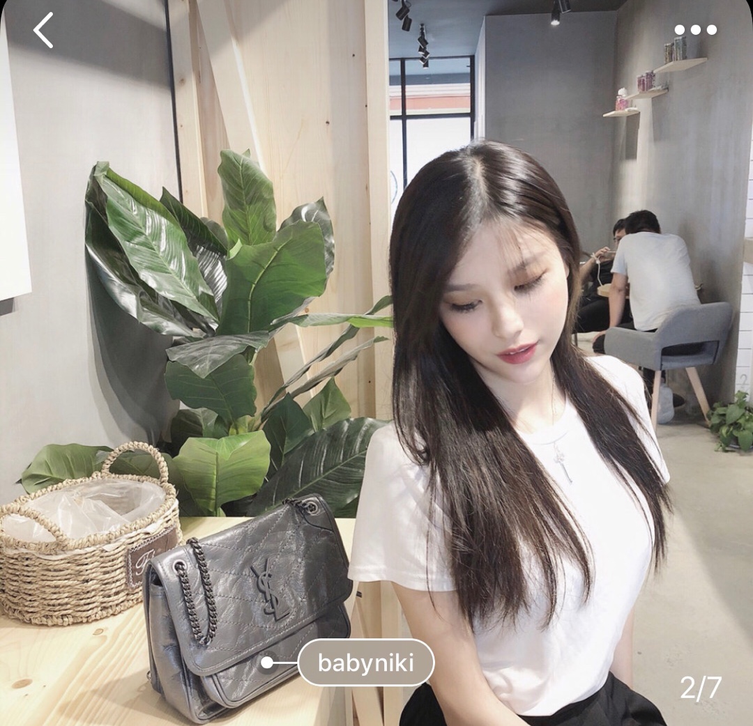 YSL Niki 22CM 邮差包 633151深灰色/银链