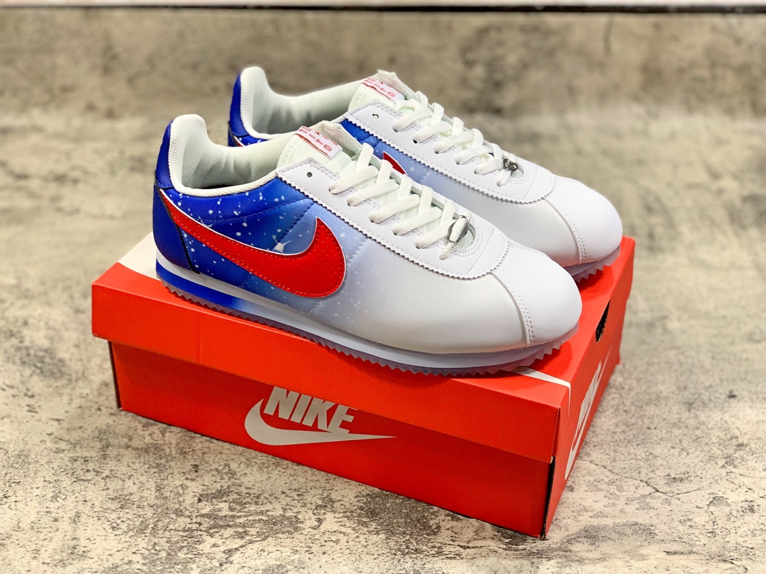 75Nike/耐克 CORTEZ 阿甘轻便运动跑鞋
