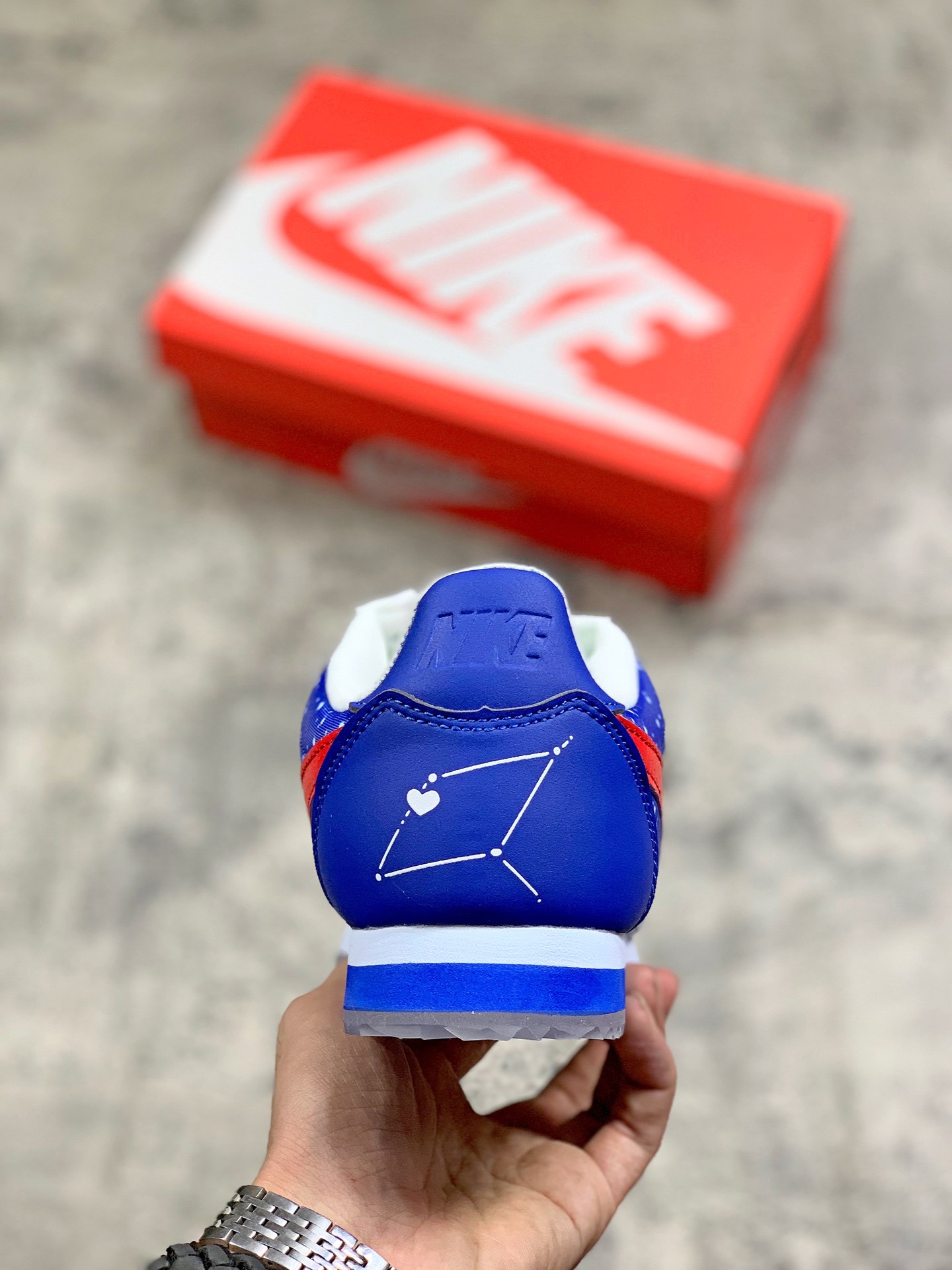 75Nike/耐克 CORTEZ 阿甘轻便运动跑鞋