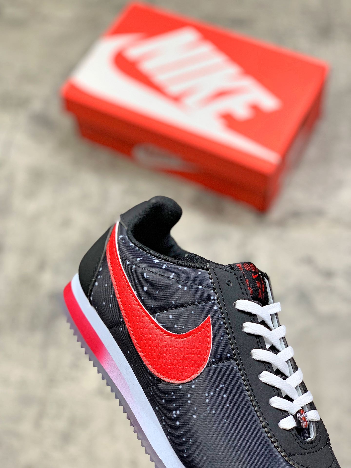 75Nike/耐克 CORTEZ 阿甘轻便运动跑鞋36-45