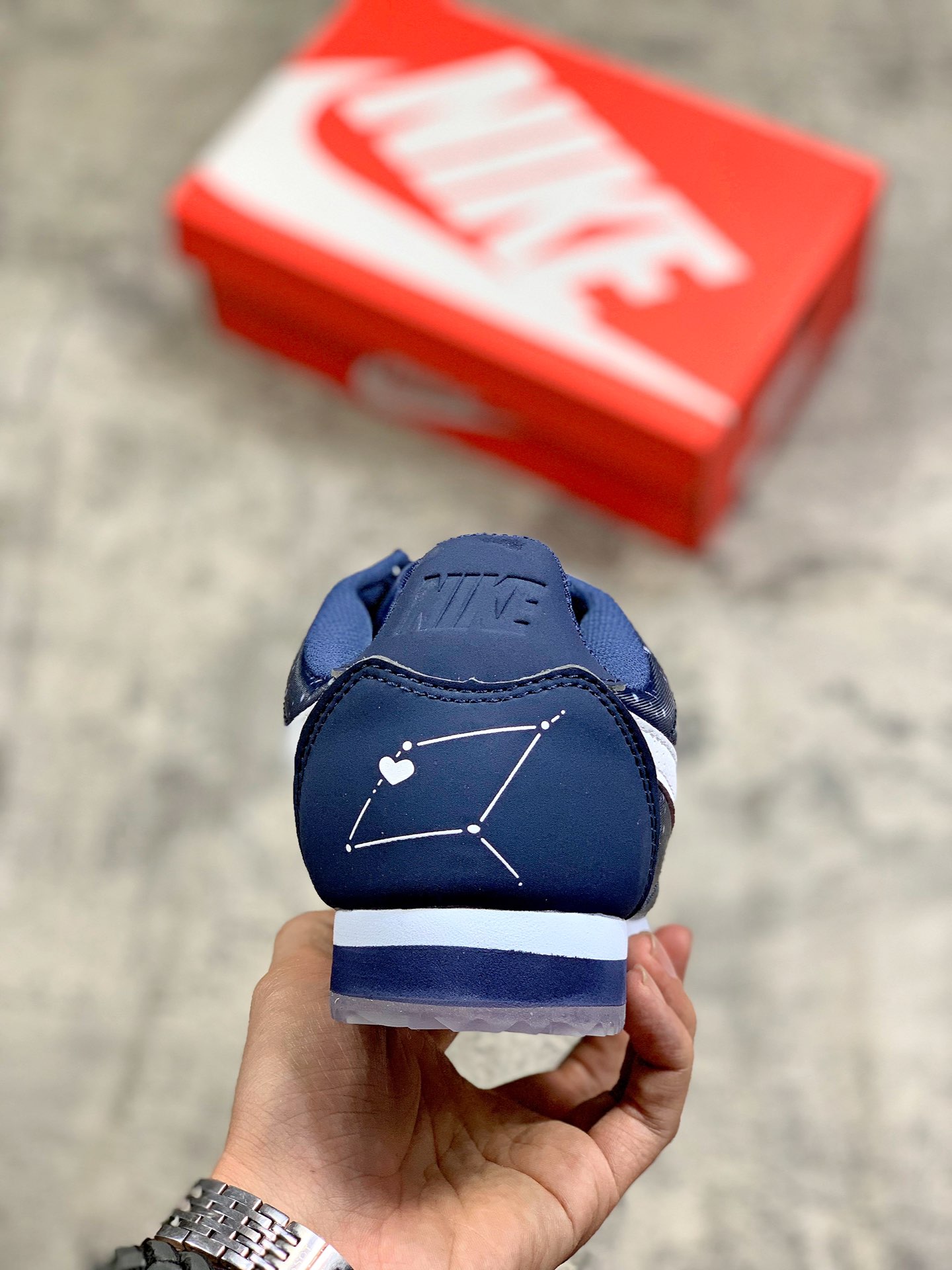 75Nike/耐克 CORTEZ 阿甘轻便运动跑鞋