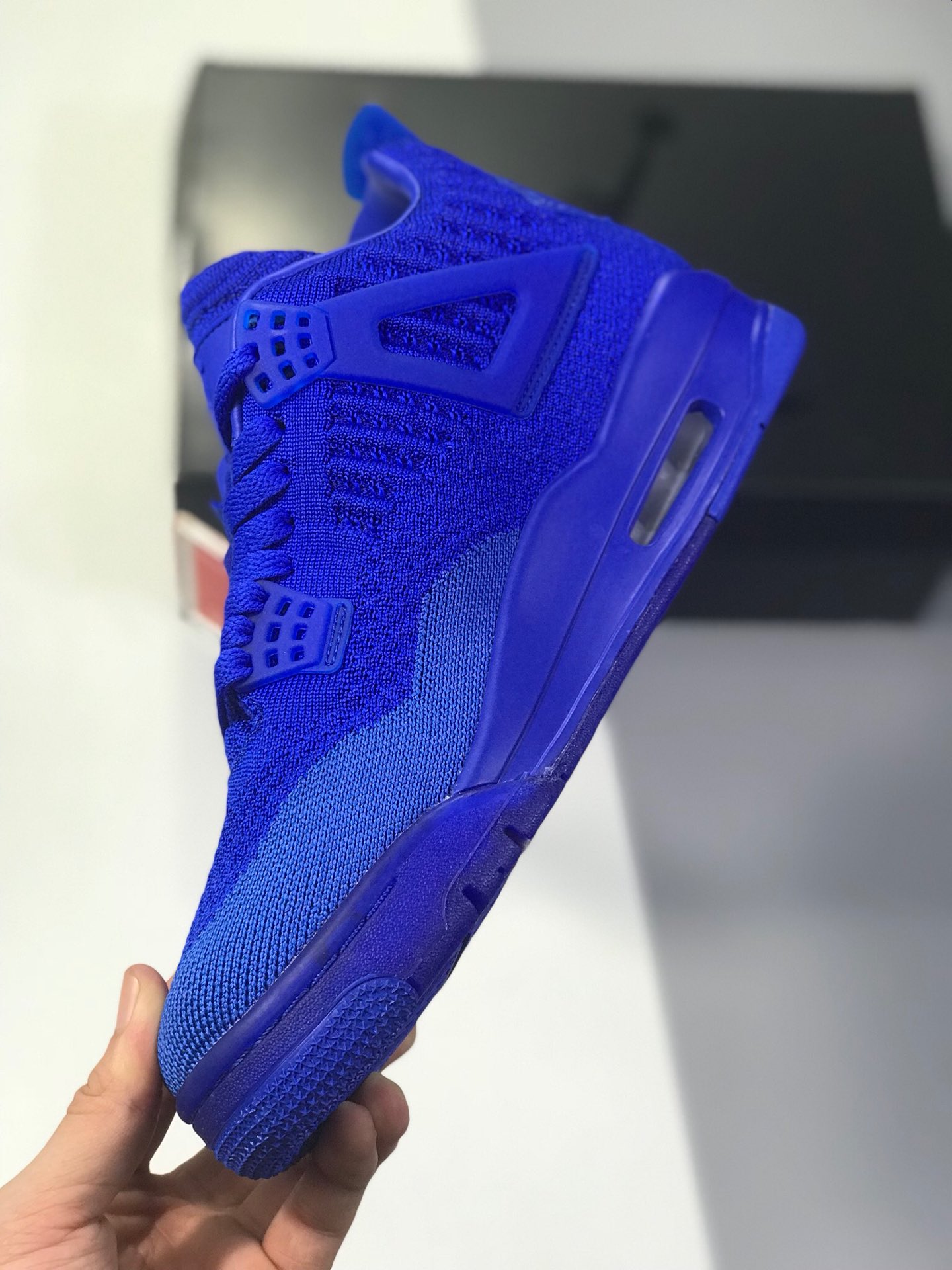 220莞产外贸订单 性价比版本Air Jordan 4 Flyknit ”Hyper Royal”果冻编织蓝 货号：AQ3559-400