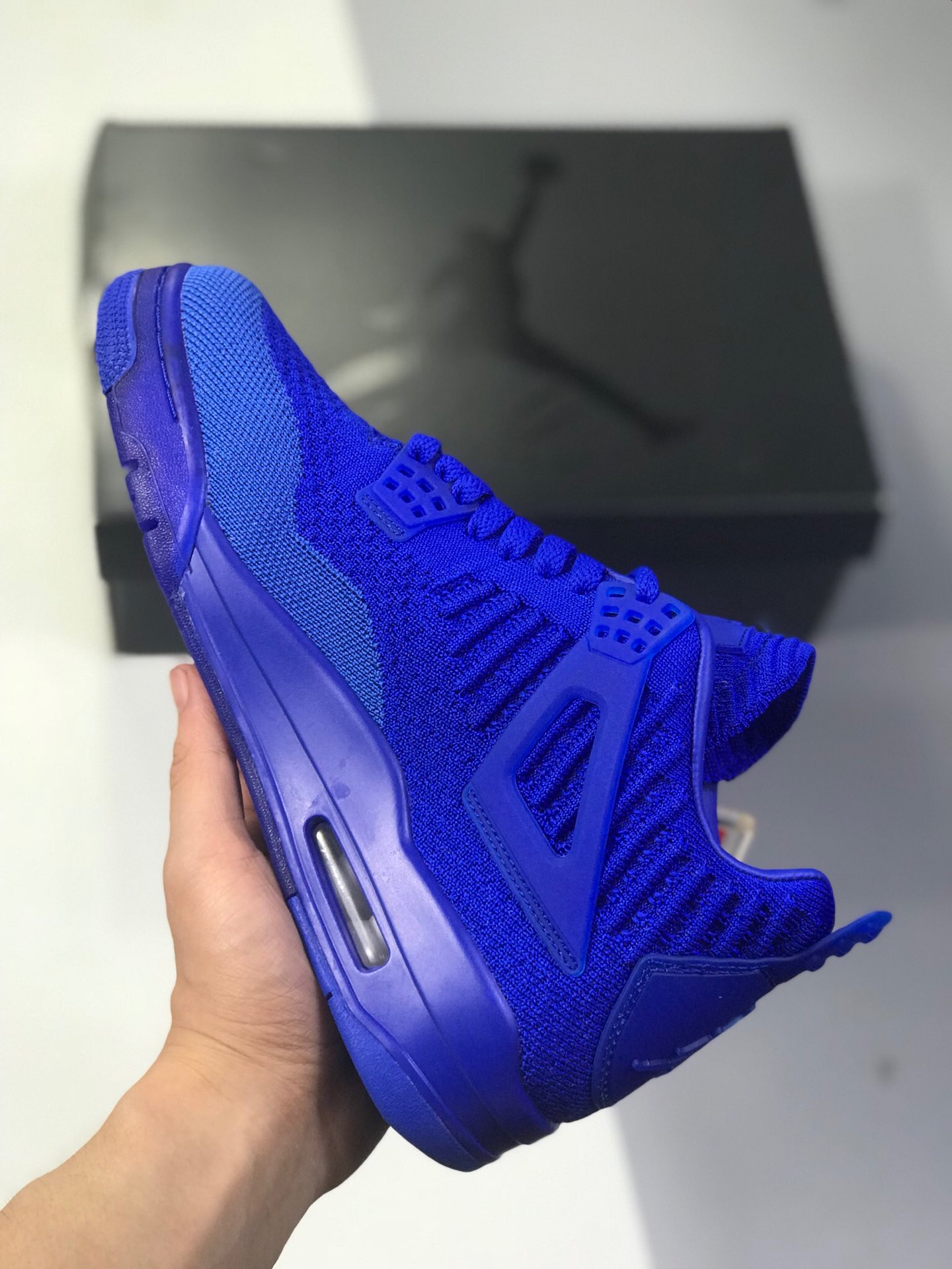 220莞产外贸订单 性价比版本Air Jordan 4 Flyknit ”Hyper Royal”果冻编织蓝 货号：AQ3559-400