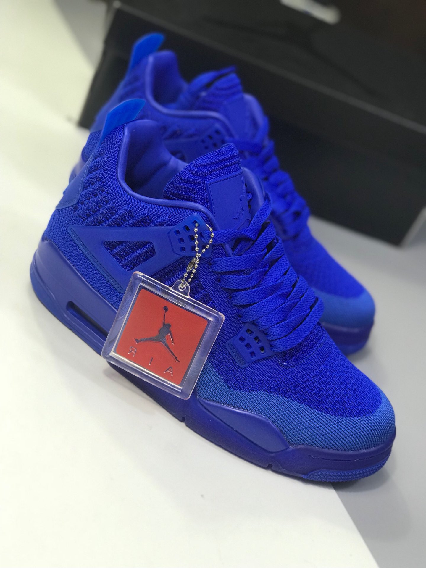 220莞产外贸订单 性价比版本Air Jordan 4 Flyknit ”Hyper Royal”果冻编织蓝 货号：AQ3559-400