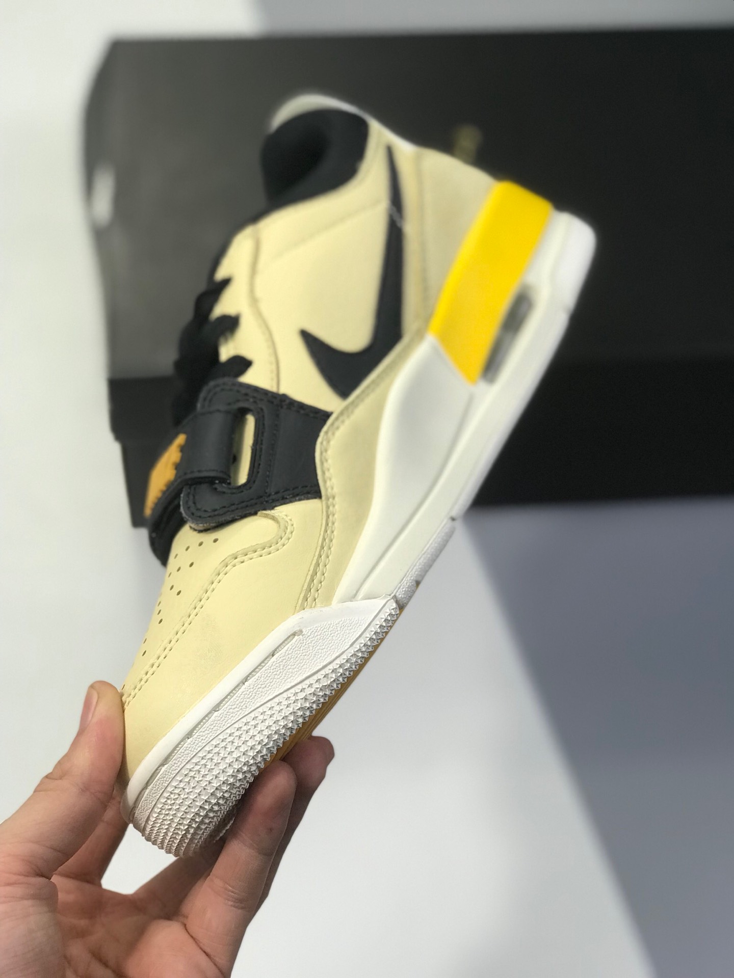 250乔3低帮系列全网独家实拍首发Air Jordan Legacy 312 low