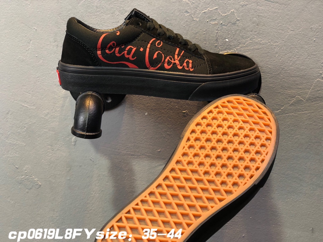 90 万斯Vans x Coca Cola OLD Skool  可口可乐 合作限量款 真反绒皮+帆布 紫光防伪标 型号FS098