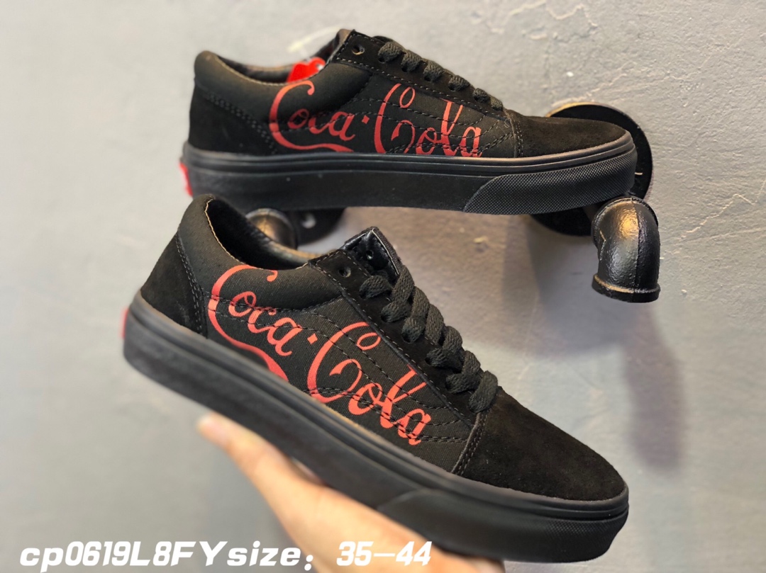 90 万斯Vans x Coca Cola OLD Skool  可口可乐 合作限量款 真反绒皮+帆布 紫光防伪标 型号FS098