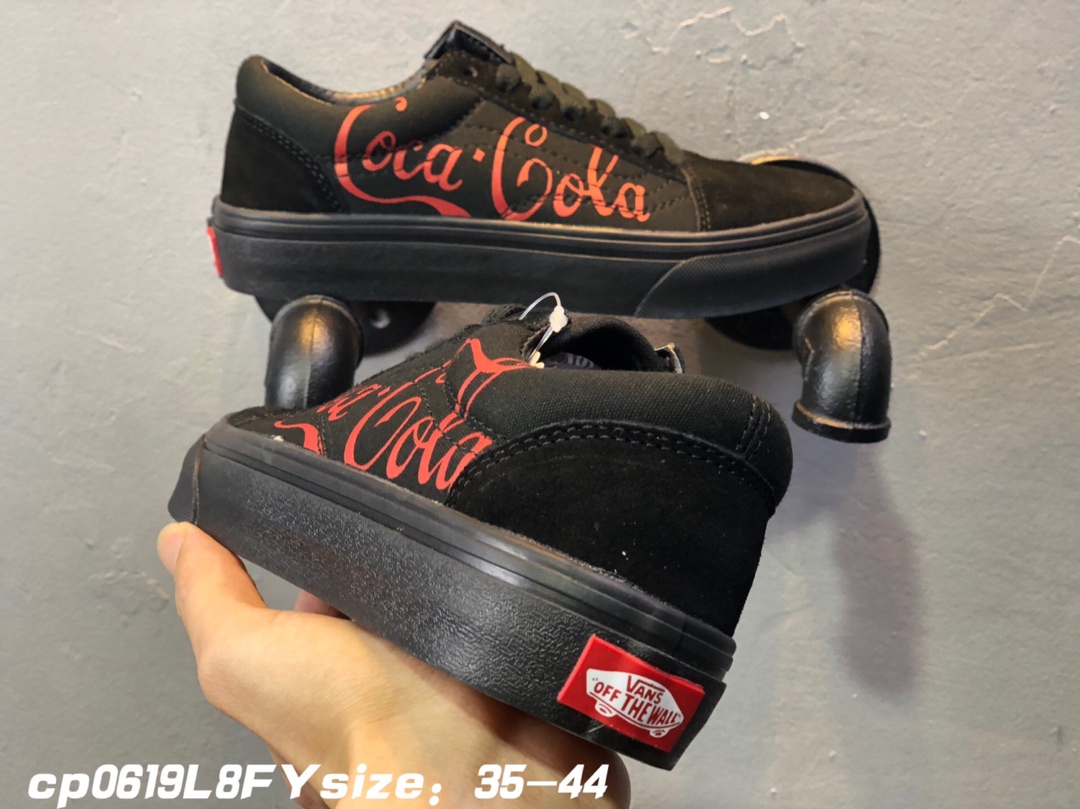 90 万斯Vans x Coca Cola OLD Skool  可口可乐 合作限量款 真反绒皮+帆布 紫光防伪标 型号FS098