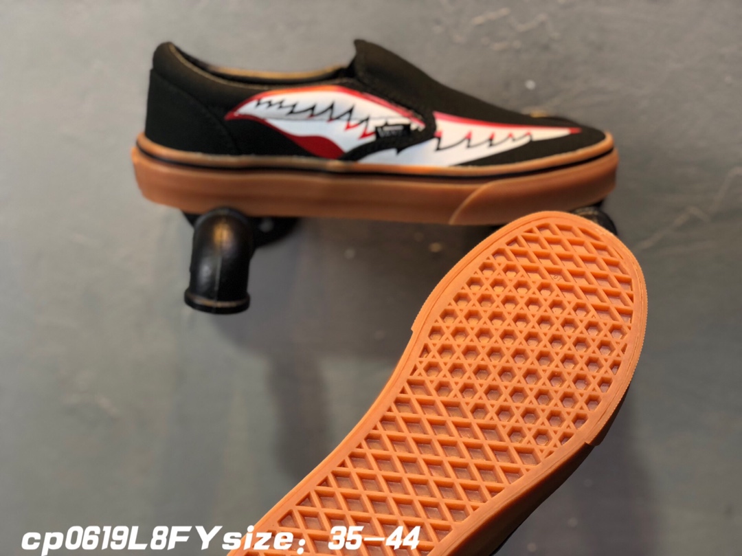 90万斯 VANS Classic Slip-On 情侣时尚一脚蹬低帮帆布板鞋