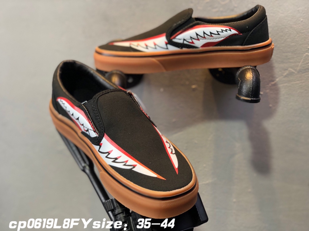 90万斯 VANS Classic Slip-On 情侣时尚一脚蹬低帮帆布板鞋