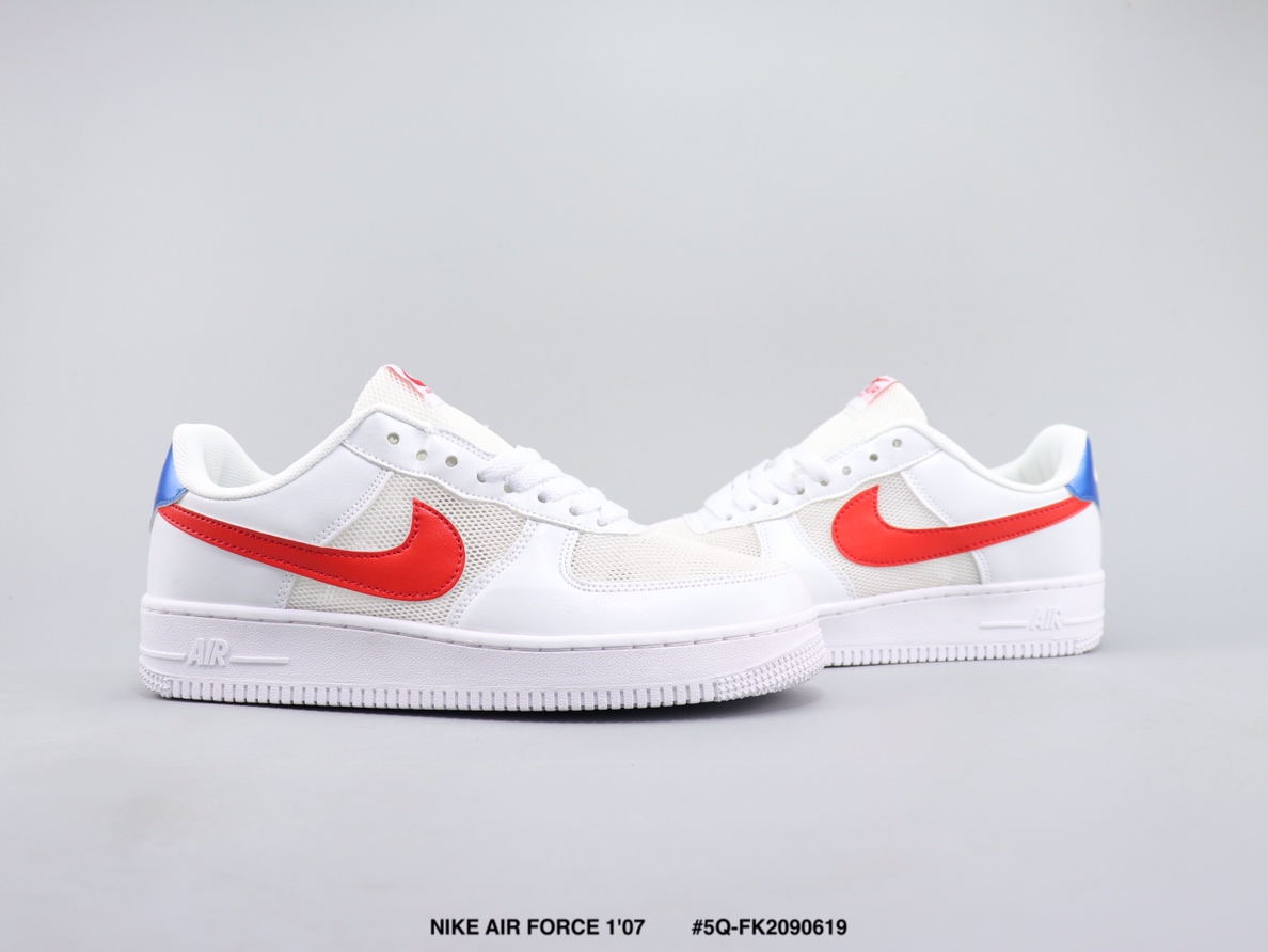 105 NIKE AIR FORCE 1'07 耐克空军一号低帮板鞋 皮革织物拼接材质