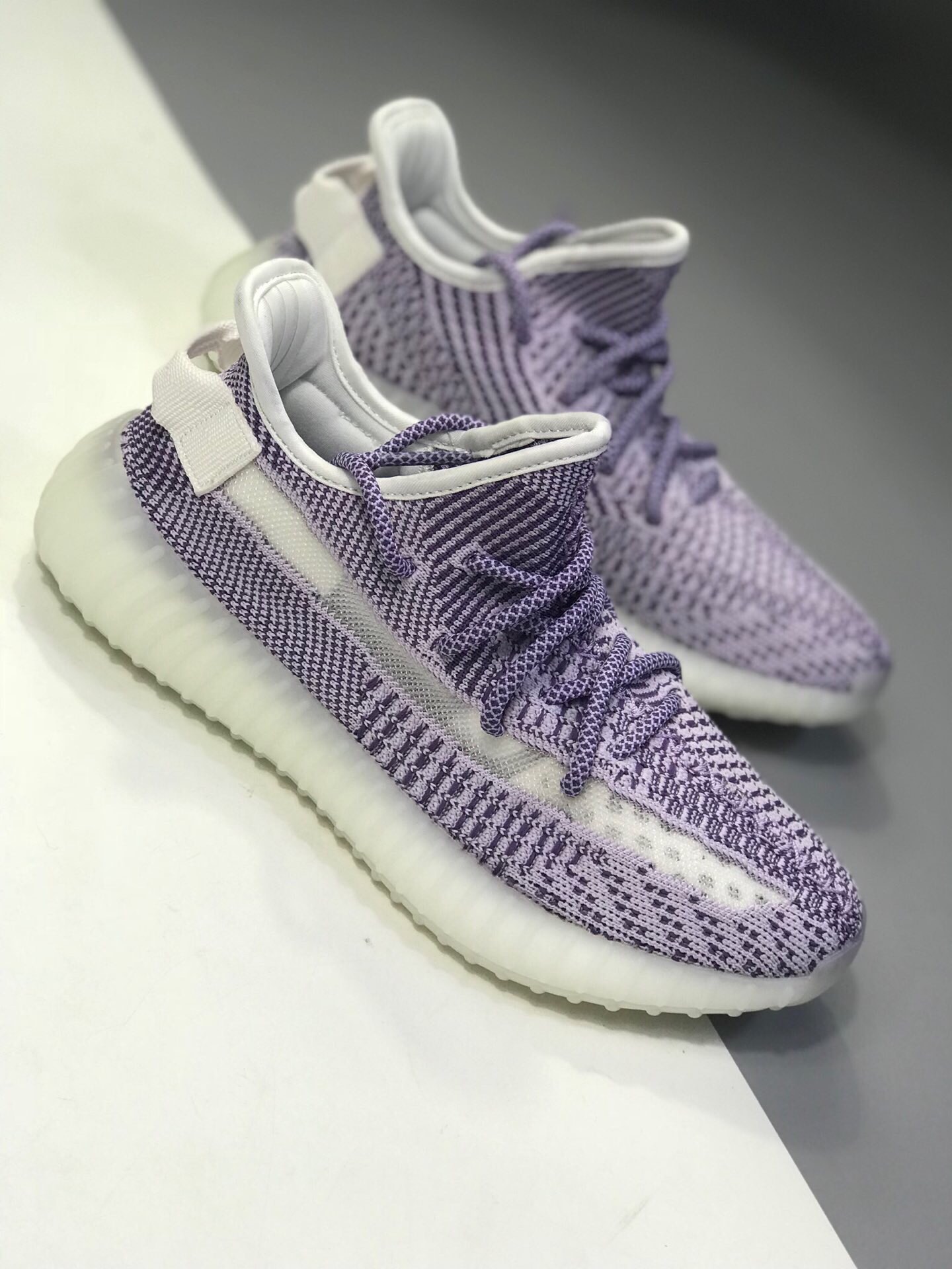 220全码出货巴斯夫性价比版本  阿迪达斯 Adidas Yeezy 350 Boost V2 全新纯白配色 3M反光 开春之后是 Yeezy 350 Boost V2