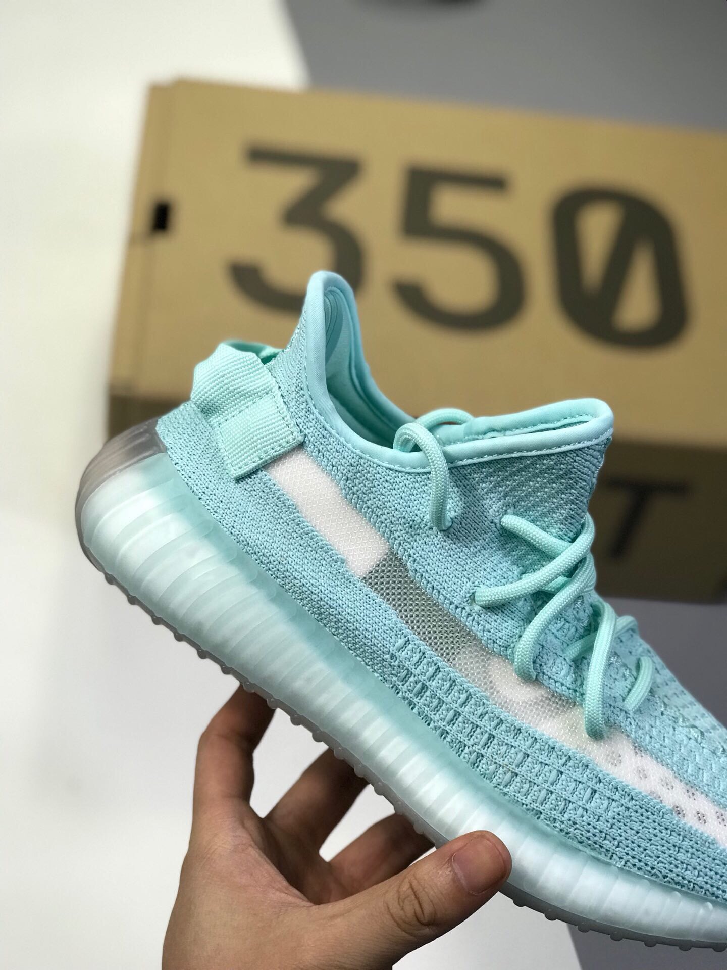220 全码出货巴斯夫性价比版本  阿迪达斯 Adidas Yeezy 350 Boost V2 全新纯白配色 3M反光