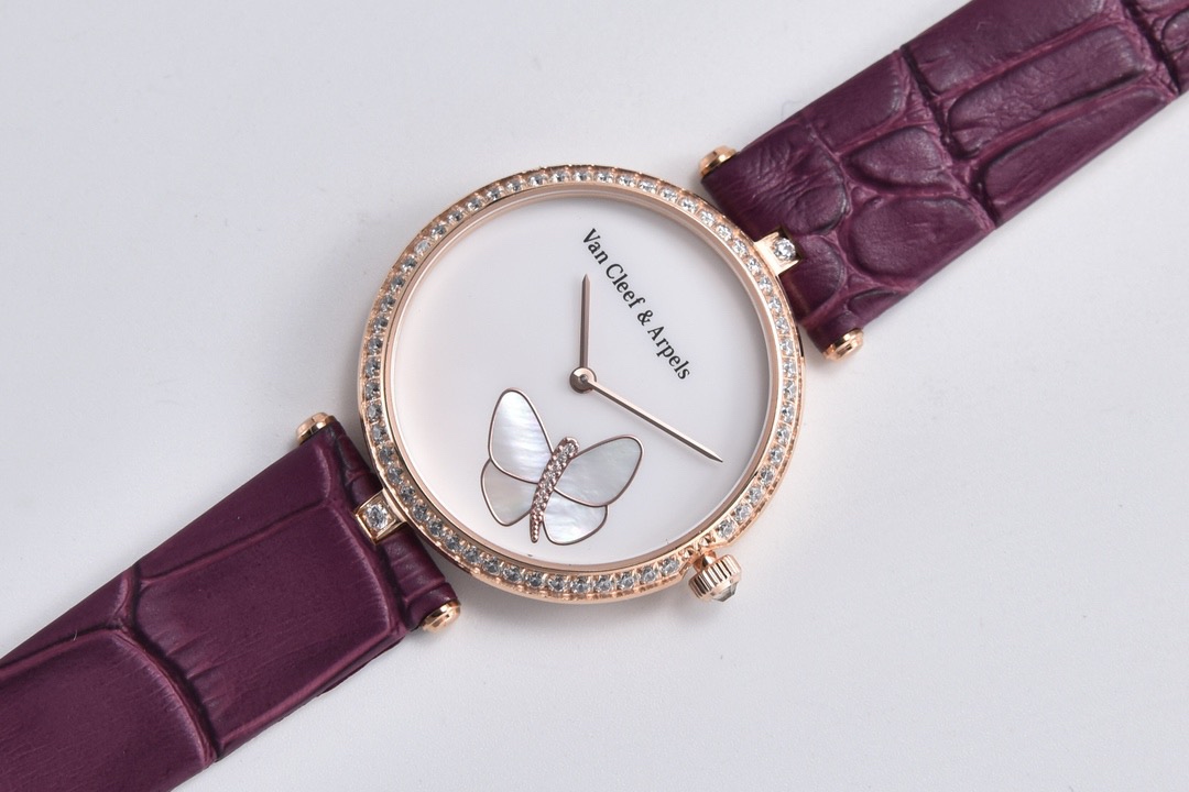 Van Cleef & Arpels 梵克雅宝-Van Cleef＆Arpels女士腕表 直径34mm厚6mm 该款腕表备受女性喜爱