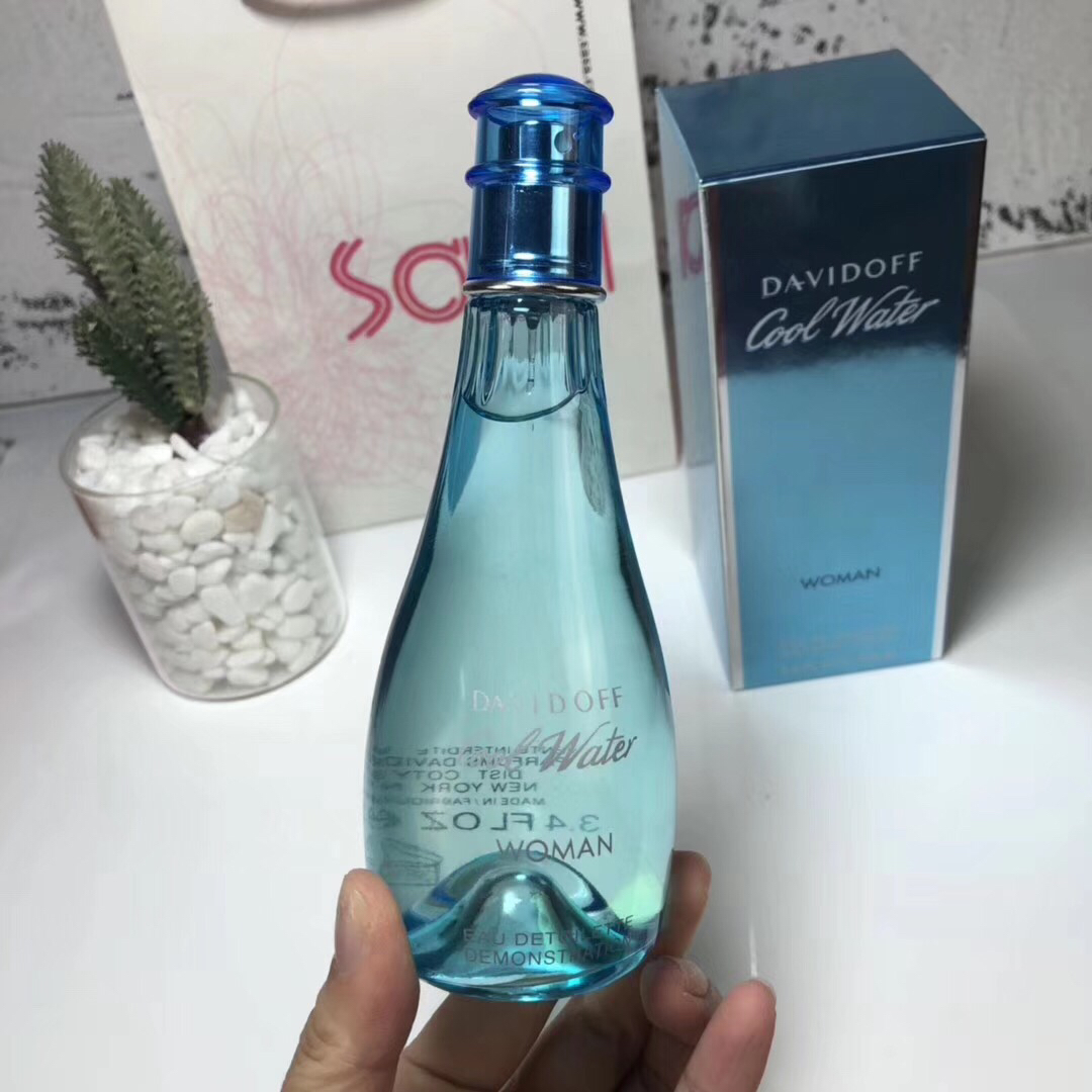 1560944798 4101325214 1