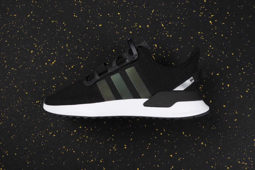 200变色龙新配色 渠道原装 专柜指定订单 Adidas U Path Run W 柔韧时尚前卫 慢跑鞋 EE7163