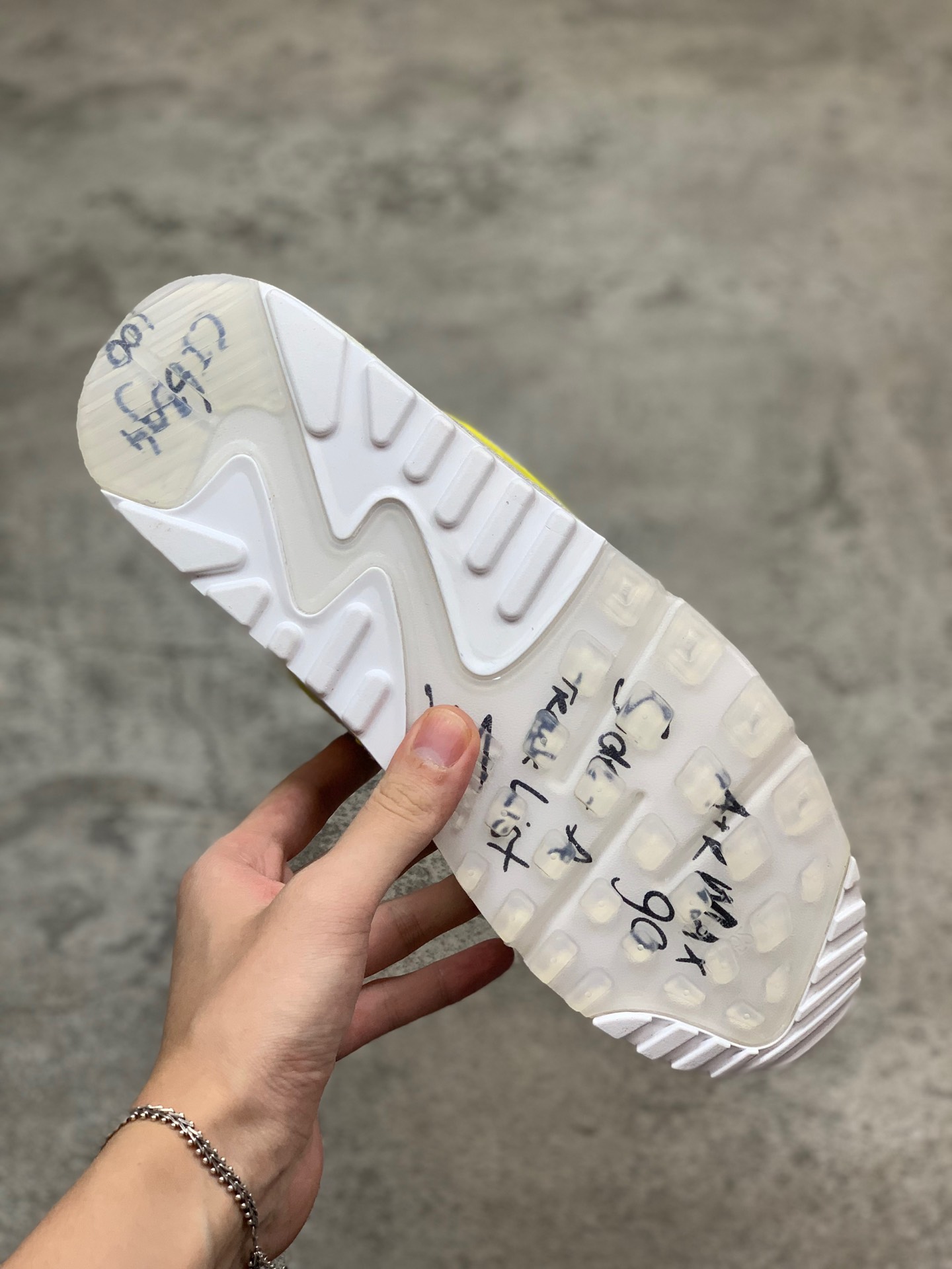200火星 月球主题Nike Air Max 90 Essential”MMars Landing”复古气垫百搭休闲运动慢跑鞋OFF-WHITE x Nike 联名系列
