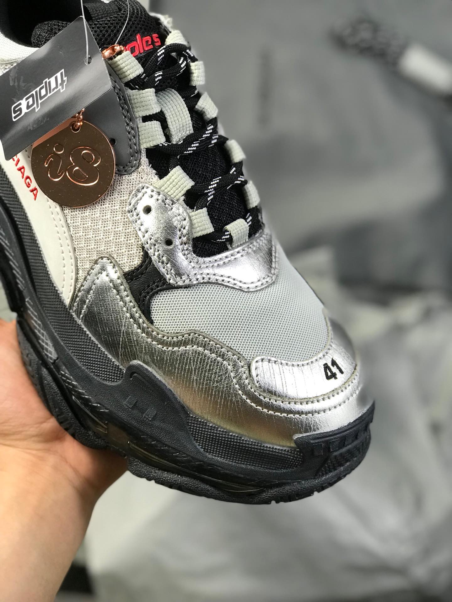 540新配色Balenciaga 巴黎世家 Triple S 3.0 三代复古休闲跑鞋 全组合氮气水晶大底