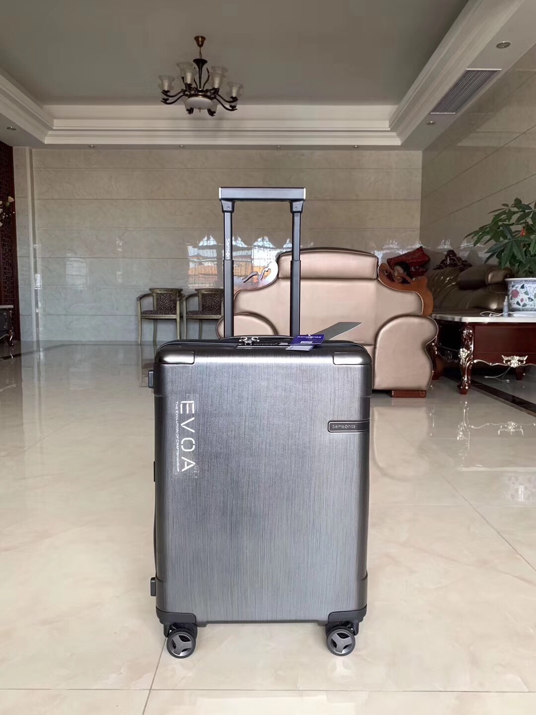 NO:269645,New beauty, high-end beautiful goods, full set of original single LOGOs [color] absolutely good goods, C matte wear-resistant and scratch-resistant panel, double-layer explosion-proof and anti-theft zipper, external pull rod space, silent universal wheel Size 20 inches 39*55*21cm 3.4kg 25 inches 49*69*29cm 4.7kg Expandable 28 inches 53*75*30cm 5.5kg Expandable Color three colors available,19860909新秀丽、高端靓货、原单全套LOGO配齐[色]绝对好货、C磨砂耐磨防刮伤面板、双层防爆防盗拉链、外置拉杆空间更大、静音万向轮 尺寸20寸 39*55*21cm 3.4kg 25寸49*69*29cm 4.7kg 可扩展 28寸53*75*30cm 5.5kg 可扩展 颜色三色可选,,luggage