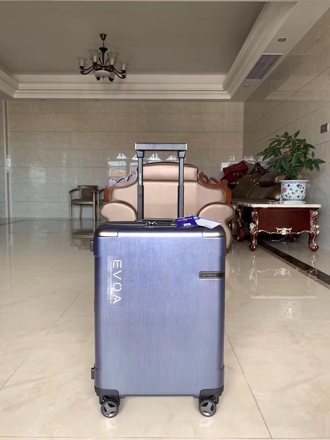Samsonite Evoa Spinner Luggage: Durable, Scratch-Resistant, and Anti-Theft
