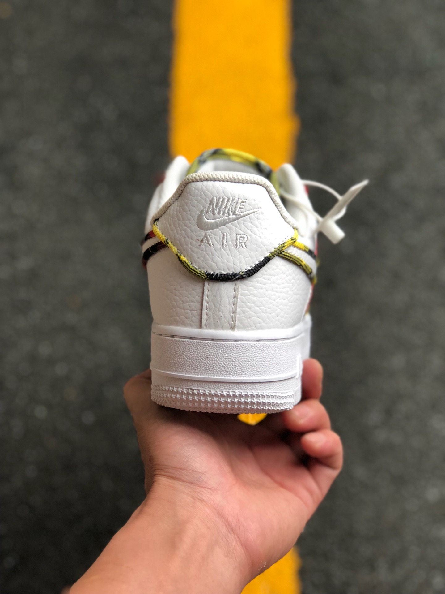 90福利特价 原两百多公司级版本#耐克空军低帮系列Nike Air Force 1 LO Tartan 苏格兰格纹 空军一号低帮运动板鞋AV8218-100