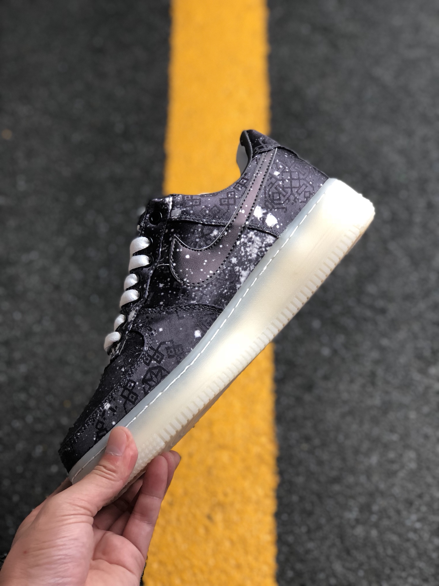 90福利特价 原两百多公司级版本#耐克空军低帮系列耐克 Air Force 1 '07 Valentine's Day ”情人节主题” AJ0867-100