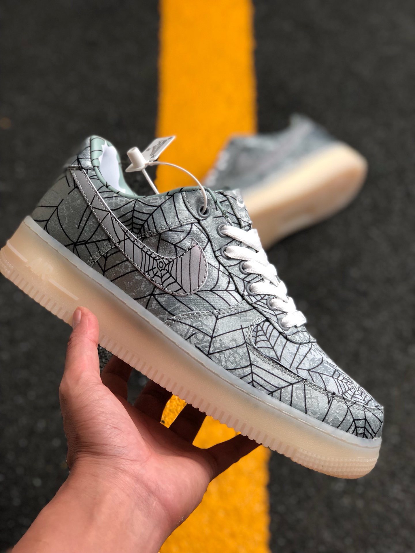 90福利特价 原两百多公司级版本#耐克空军低帮系列耐克 Air Force 1 '07 Valentine's Day ”情人节主题” AJ0867-100