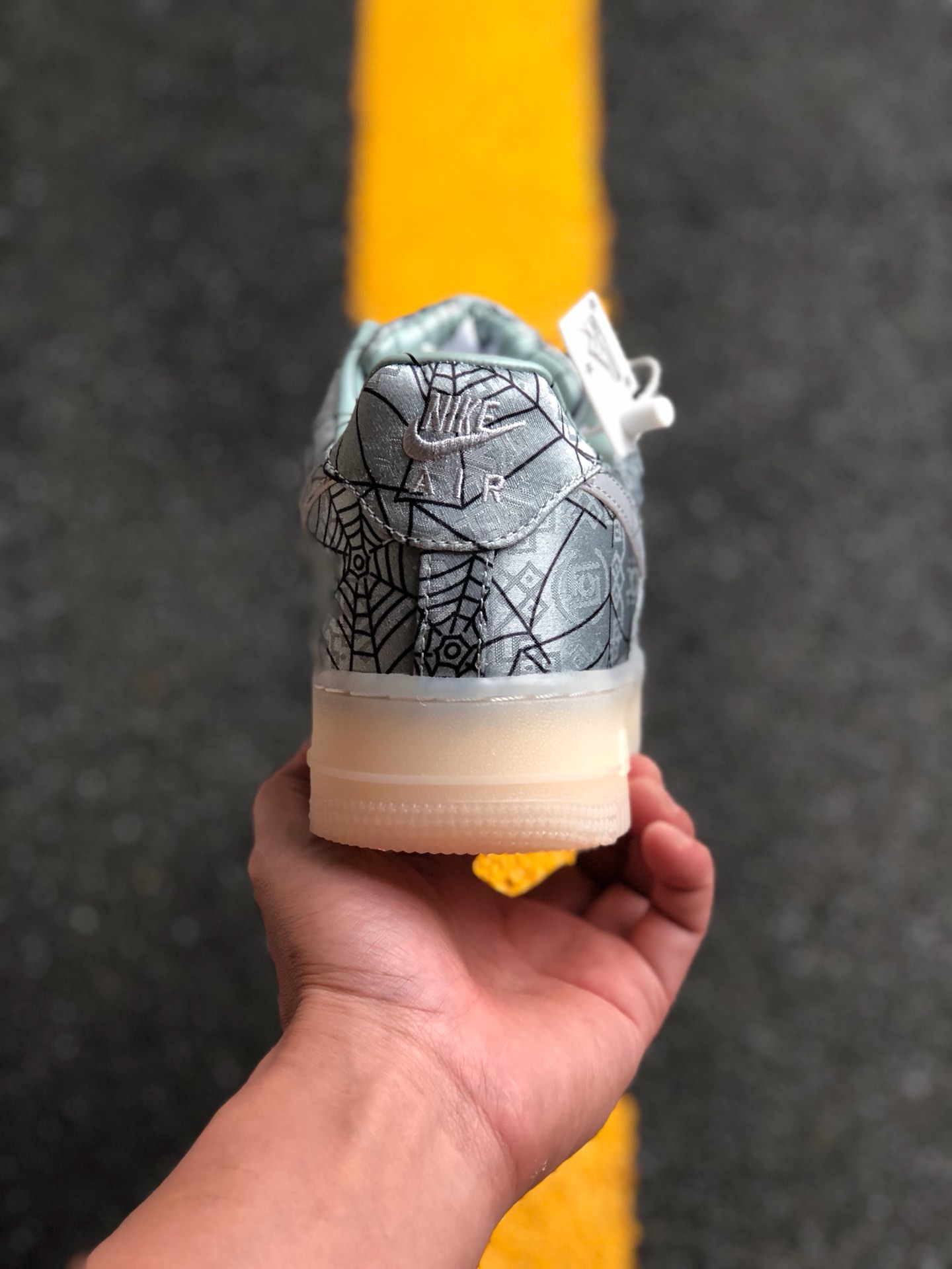 90福利特价 原两百多公司级版本#耐克空军低帮系列耐克 Air Force 1 '07 Valentine's Day ”情人节主题” AJ0867-100