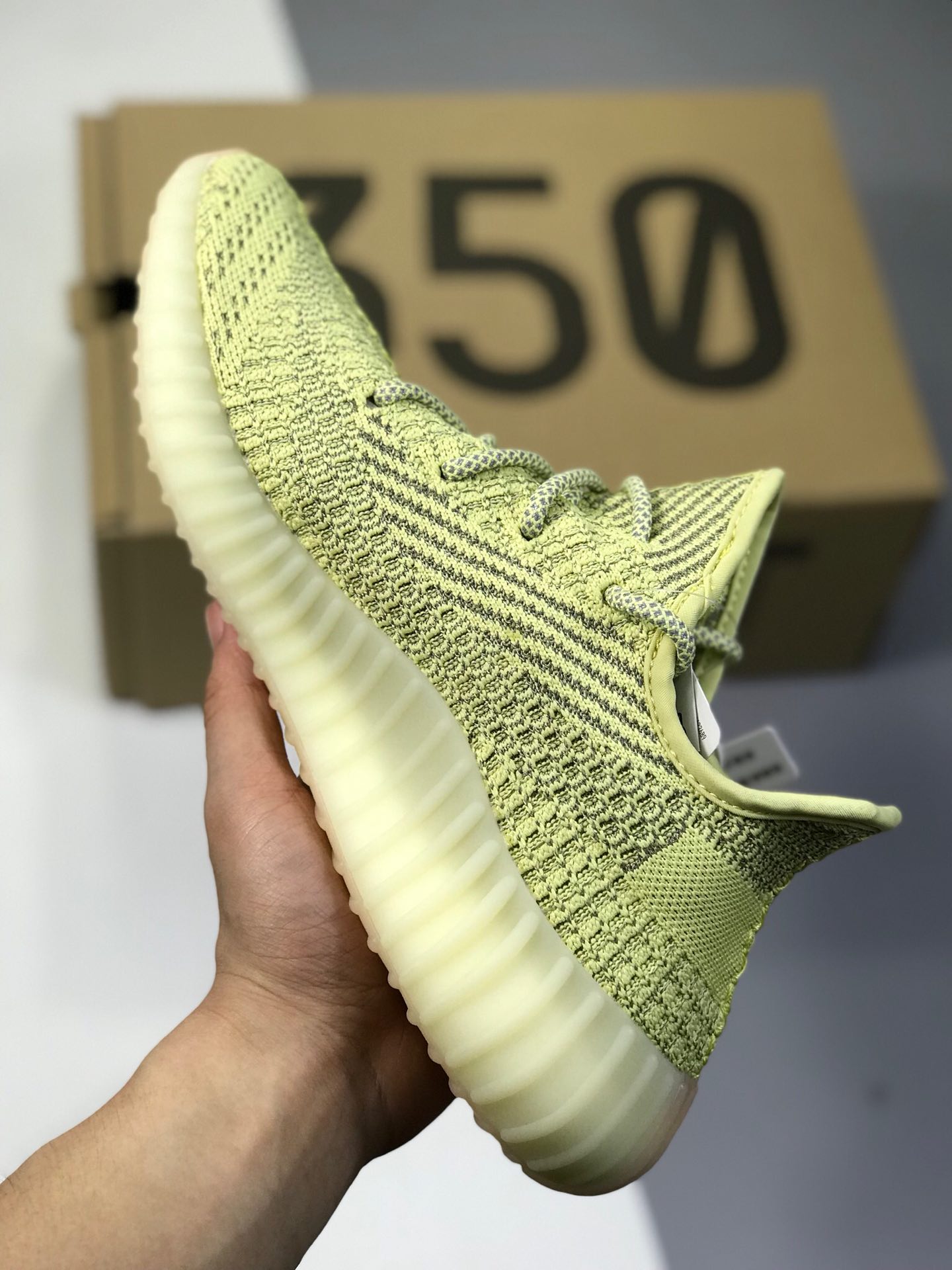 370满天星 纯原get版本南花针织原厂鞋面。阿迪达斯 Adidas Yeezy 350 Boost V2 新灰芝麻镂空