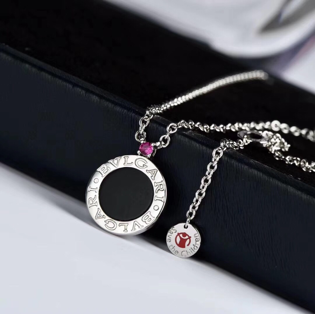 NO:102811,Valentine's Day Gift Recommendation CNC New Version Little Red Man Necklace The market says that it is Seiko World-Destroying Edition. This is the World-Destroying PLUS version~, Bulgari Necklace, bvlgari, necklace19860909情人节礼物推荐 CNC 新版小红人项链 市场都说自己是精工灭世版 那我们家这个就是灭世PLUS版~,宝格丽项链,bvlgari,necklace,Jewelry