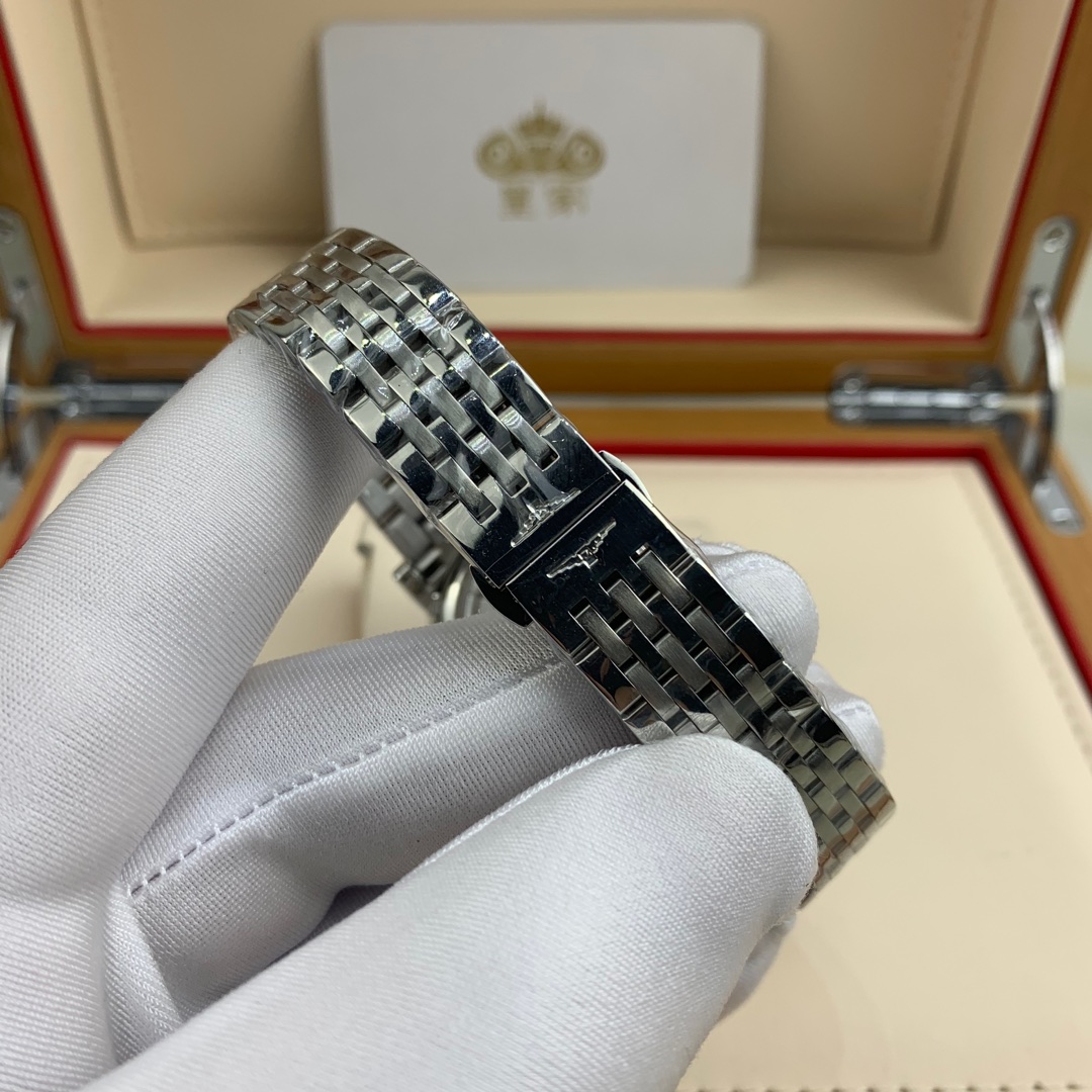 Longines 皇家 浪琴博雅系列女款腕表