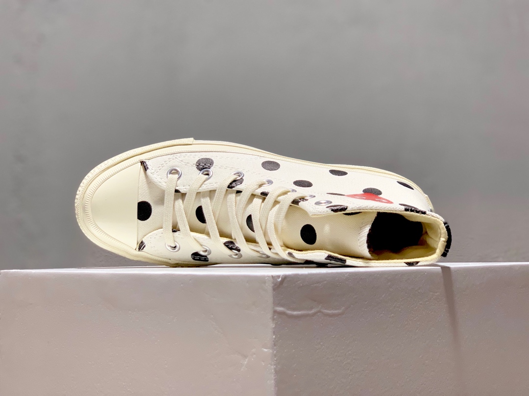 150CDG Play x Converse 1970s 匡威川久保玲 爱心波点 米白高帮双围条高弹PU蓝底 三联吊牌