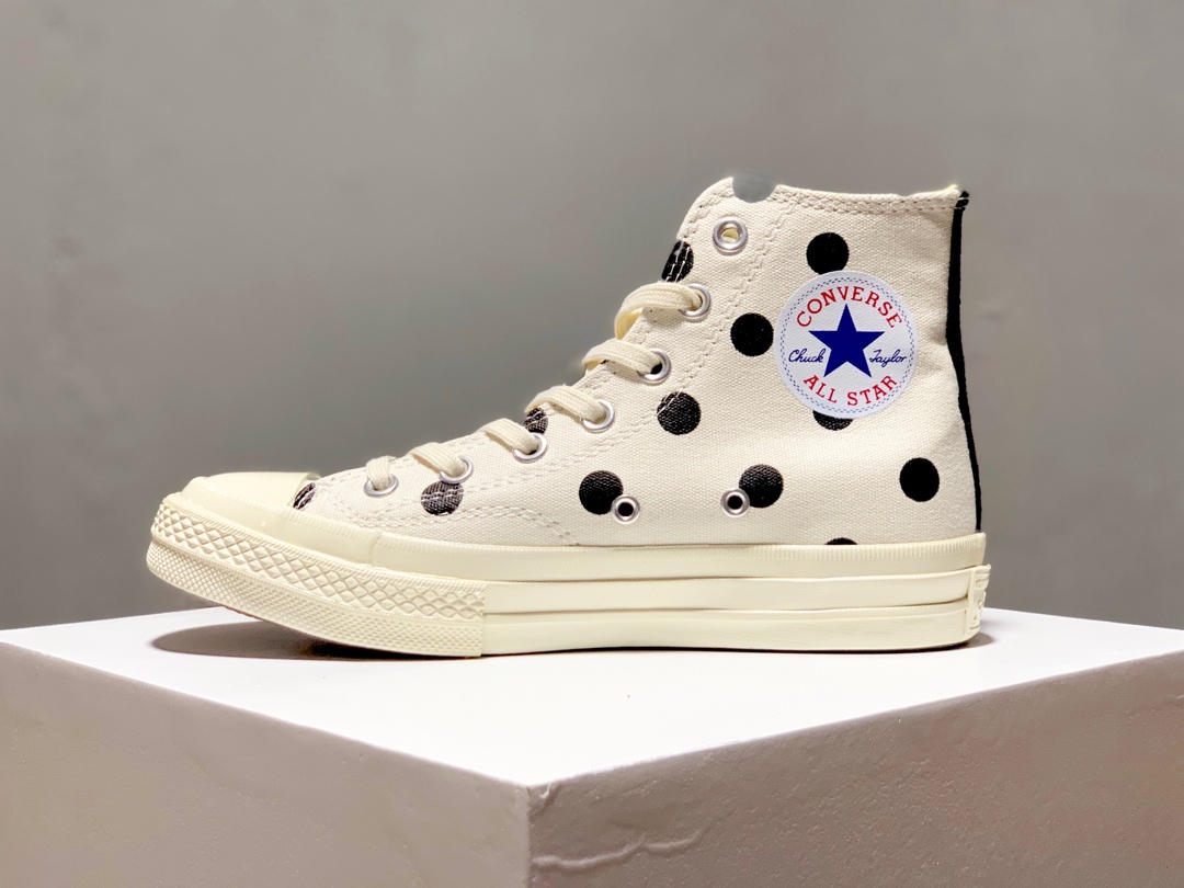 150CDG Play x Converse 1970s 匡威川久保玲 爱心波点 米白高帮双围条高弹PU蓝底 三联吊牌