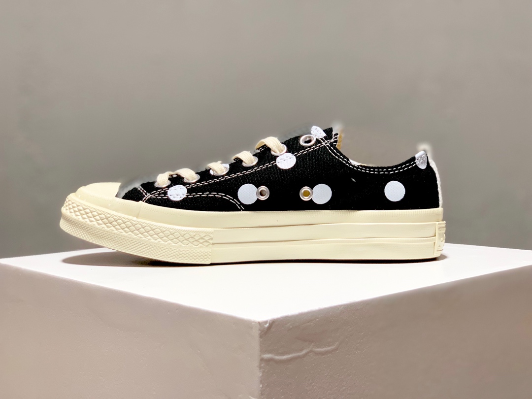 150CDG Play x Converse 1970s 匡威川久保玲 爱心波点 黑色低帮双围条高弹PU蓝底 三联吊牌