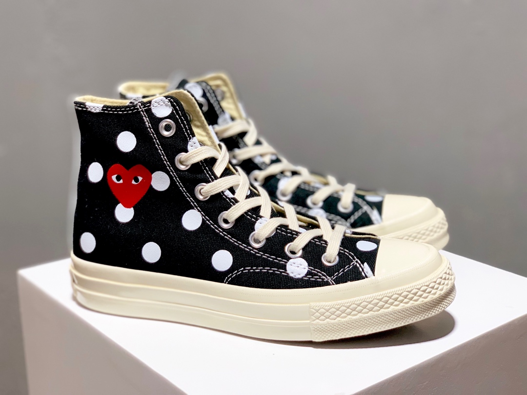 150CDG Play x Converse 1970s 匡威川久保玲 爱心波点 黑色高帮双围条高弹PU蓝底 三联吊牌