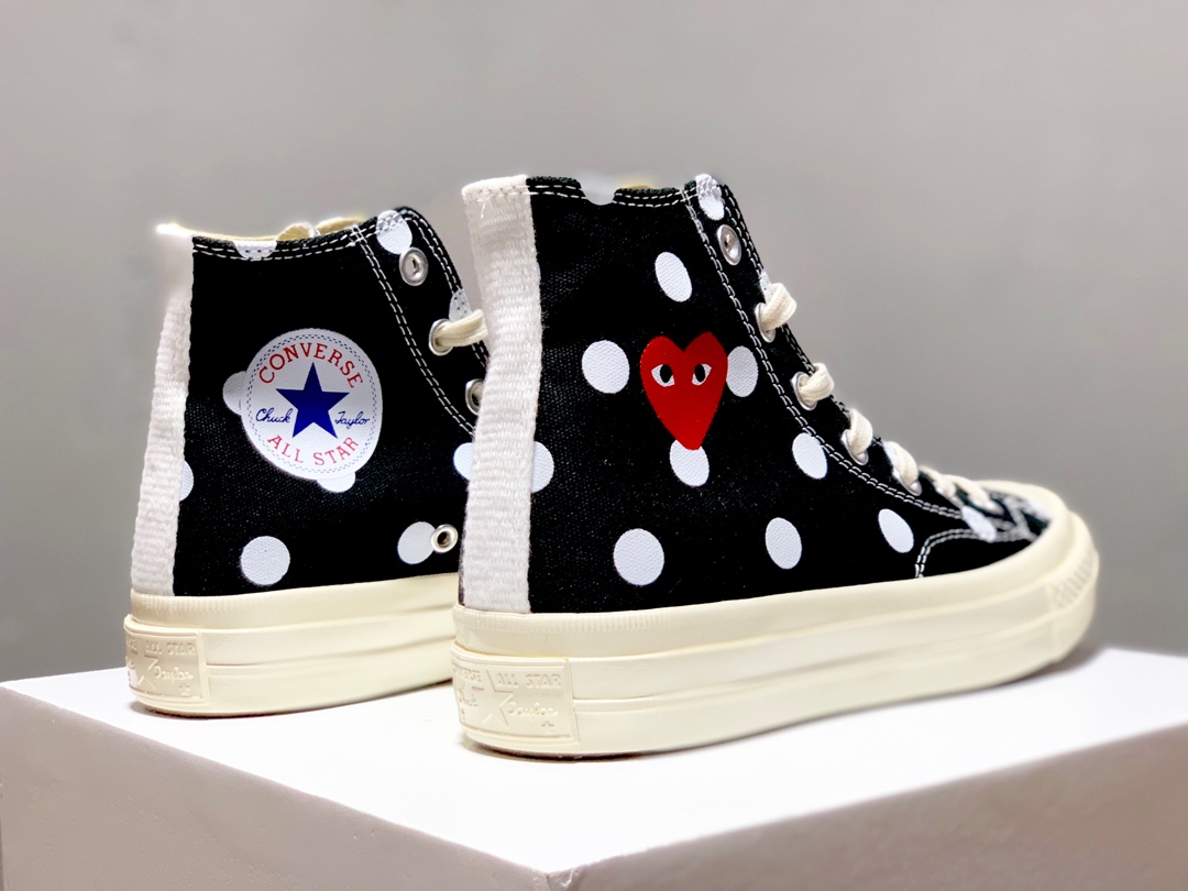 150CDG Play x Converse 1970s 匡威川久保玲 爱心波点 黑色高帮双围条高弹PU蓝底 三联吊牌