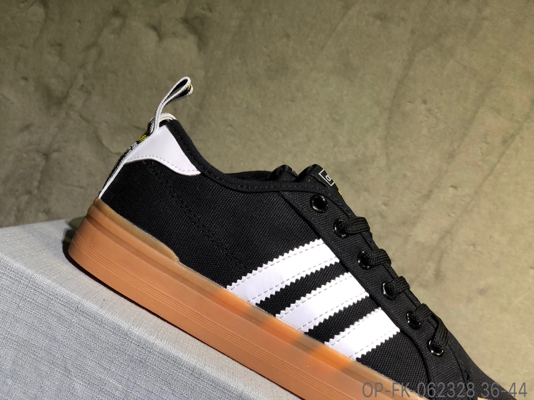 100Adidas Clementes 三叶草校园帆布鞋