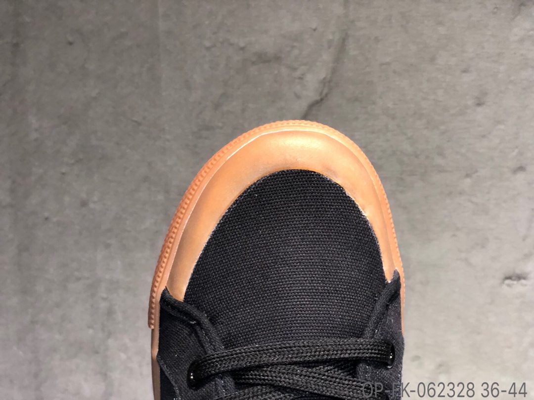 100Adidas Clementes 三叶草校园帆布鞋