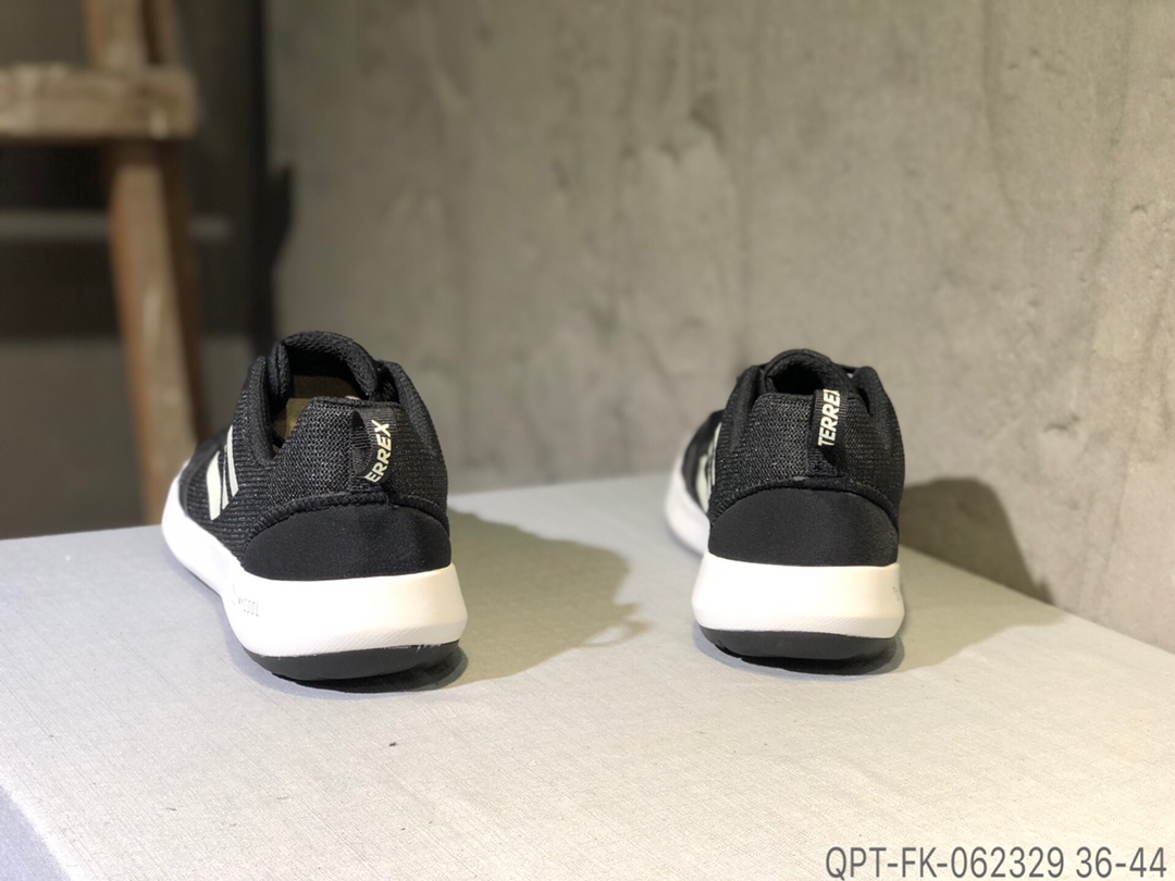 115Adidas Terrex cc Boat 涉水鞋