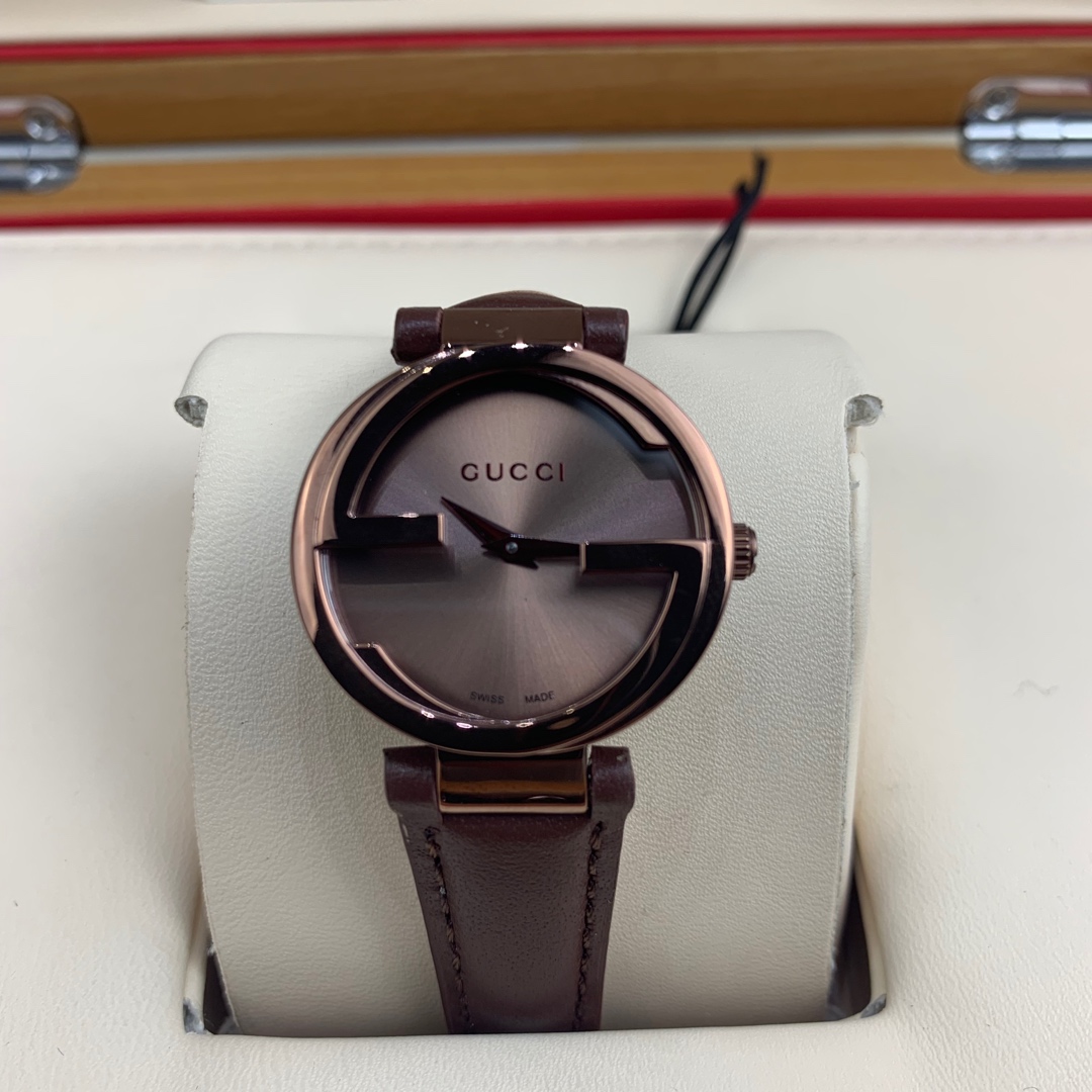 Gucci 皇家 古驰双G系列女款腕表