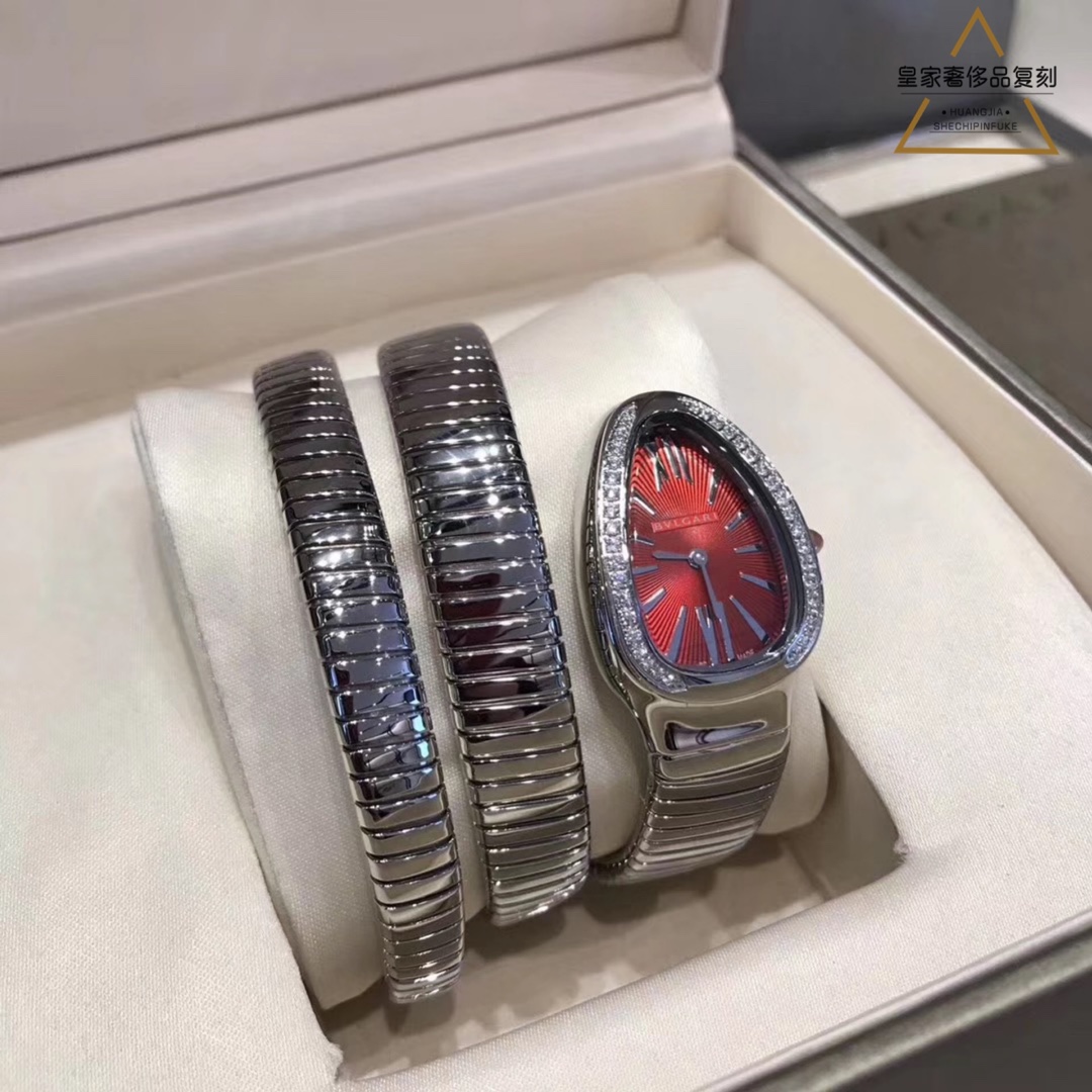 Bvlgari 宝格丽蛇形表带女款腕表