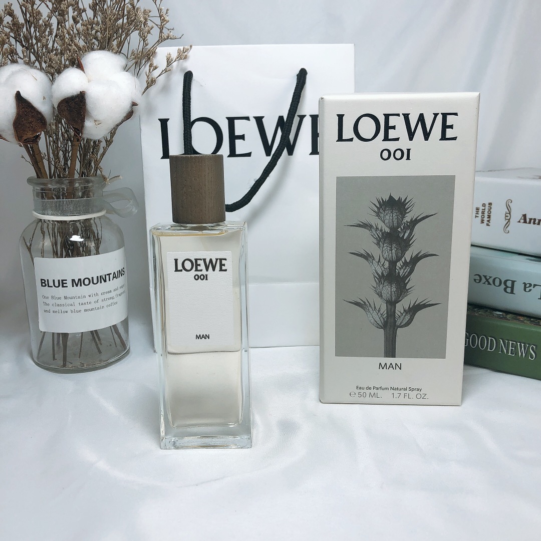 Loewe 001 Man Eau de Parfum - Fresh and Woody Scent for Men - 50ml