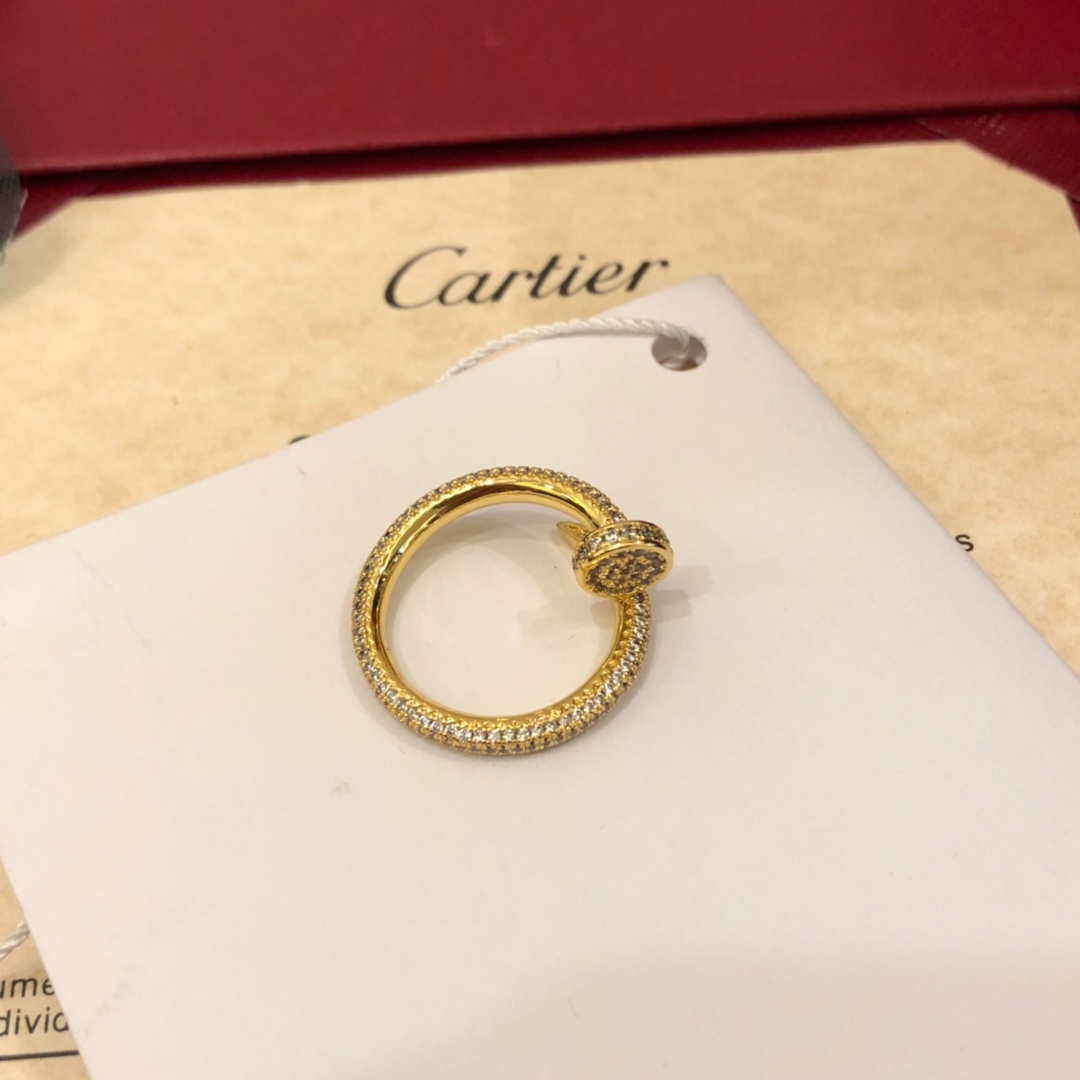 Cartier 豪华厚版C@rtier 卡地亚满钻钉子戒指